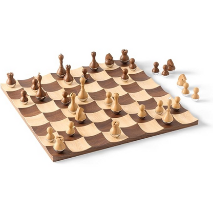 Umbra Wobble Chess Set